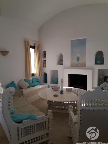 V 241 -                            Vente
                           Villa Meublé Djerba